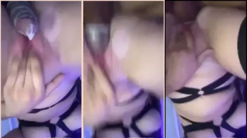 Milly toda molhada de quatro mostrando o bundão gostoso