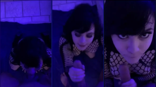 Lua Uchiha sendo submissa ao fazer sexo oral em um homem com um pau grande e ereto