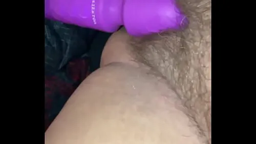 Novinha trepando com casal de velhos